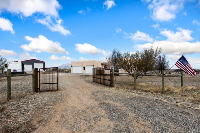 17 Analisas Way, Edgewood, NM 87015