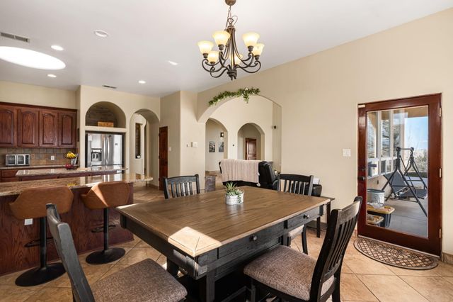 17 Analisas Way, Edgewood, NM 87015