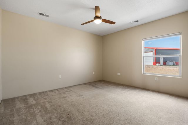 17 Analisas Way, Edgewood, NM 87015