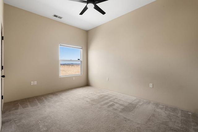 17 Analisas Way, Edgewood, NM 87015