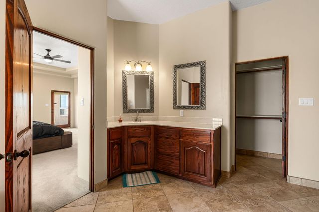 17 Analisas Way, Edgewood, NM 87015