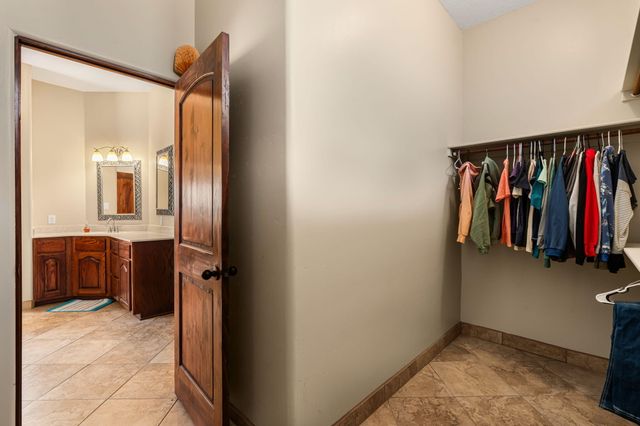 17 Analisas Way, Edgewood, NM 87015