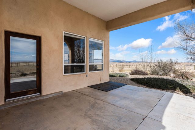 17 Analisas Way, Edgewood, NM 87015