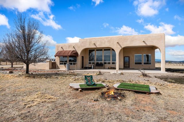 17 Analisas Way, Edgewood, NM 87015