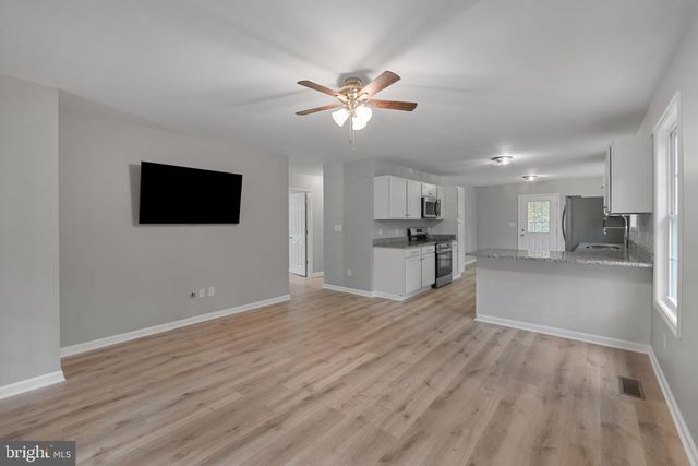 18 ELLIS LN, Louisa, VA 23093