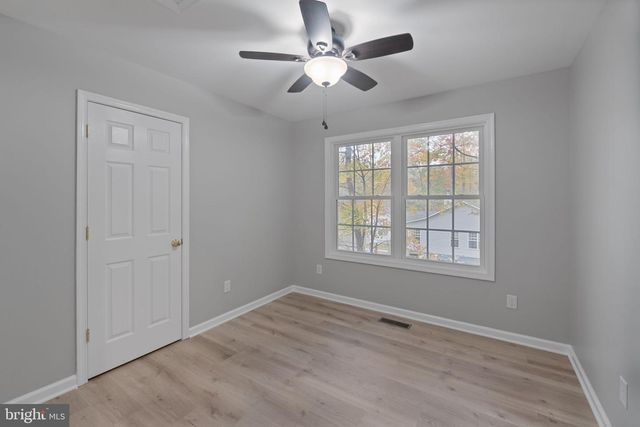 18 ELLIS LN, Louisa, VA 23093