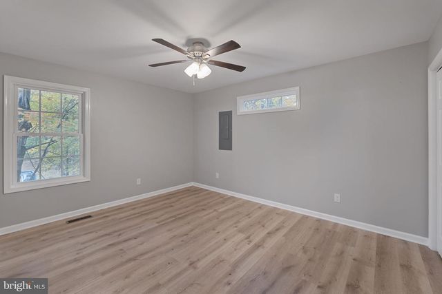 18 ELLIS LN, Louisa, VA 23093