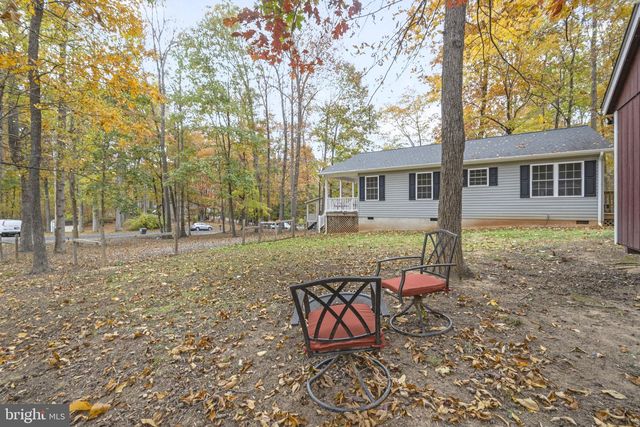 18 ELLIS LN, Louisa, VA 23093