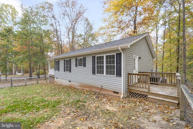 18 ELLIS LN, Louisa, VA 23093