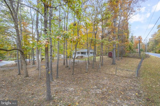 18 ELLIS LN, Louisa, VA 23093