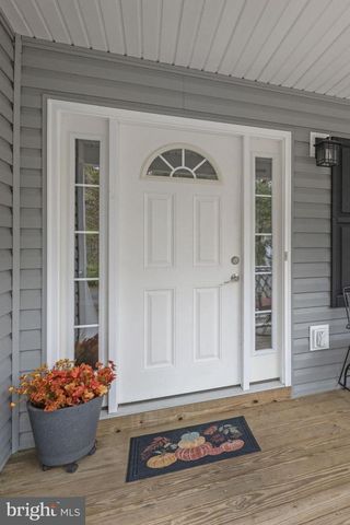 18 ELLIS LN, Louisa, VA 23093