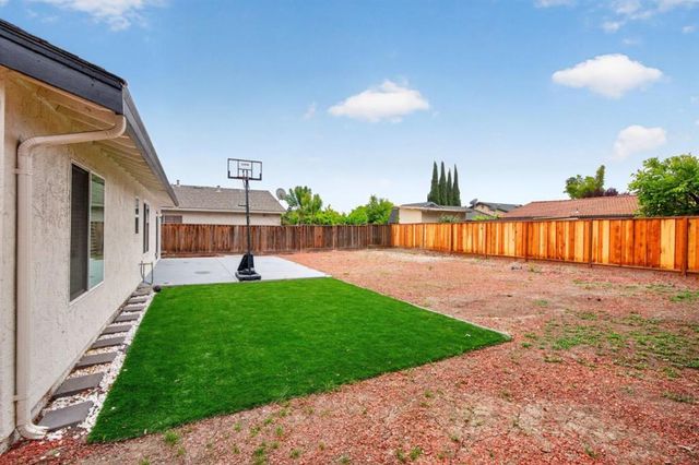 295 Esmeralda Court, San Jose, CA 95116