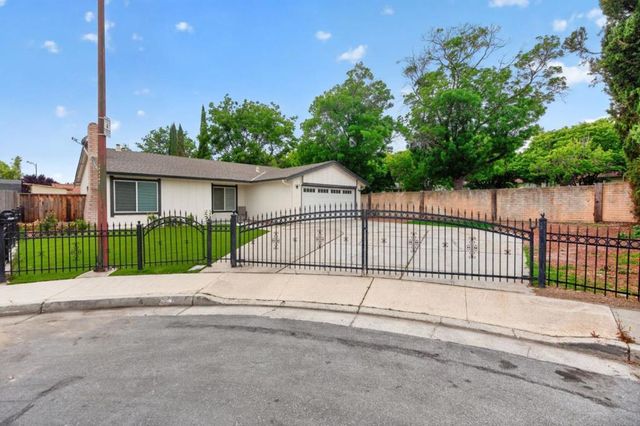 295 Esmeralda Court, San Jose, CA 95116