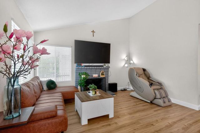 295 Esmeralda Court, San Jose, CA 95116