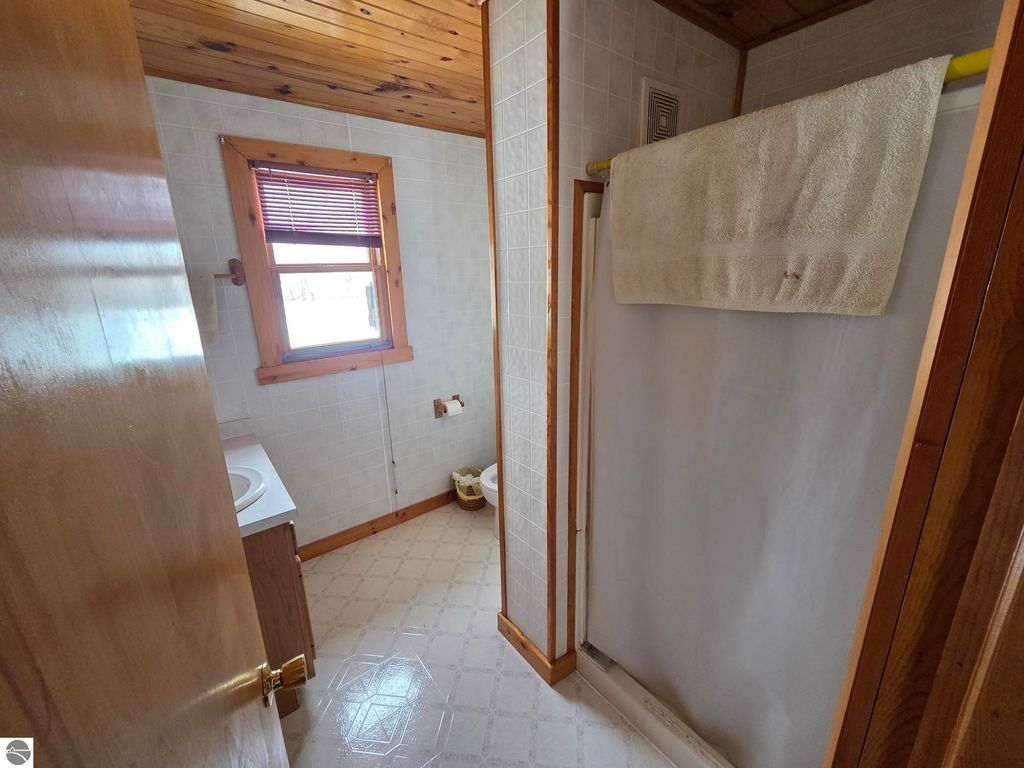 Image 14 of property listing at 2264 N Littlefield Road, Weidman, MI 48893