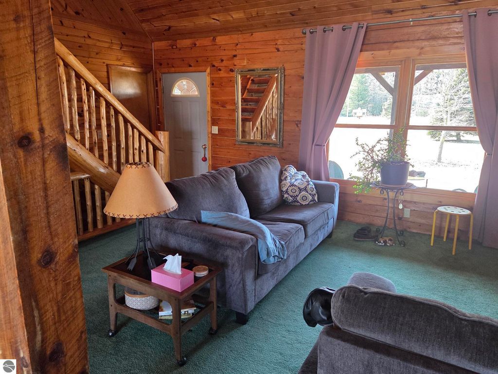 Image 6 of property listing at 2264 N Littlefield Road, Weidman, MI 48893