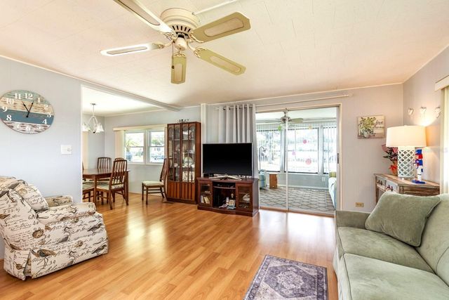 127 INDEPENDENCE AVENUE, Palm Harbor, FL 34684