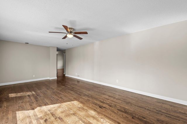 13645 Timber Crest Drive, Maple Grove, MN 55311