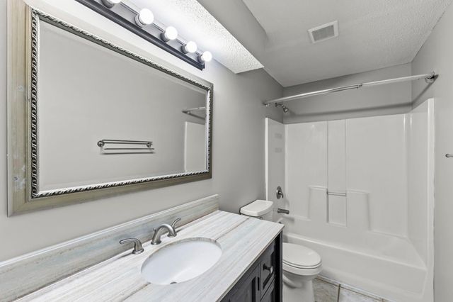 13645 Timber Crest Drive, Maple Grove, MN 55311