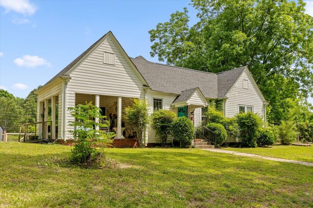 449 S Elm Street, Whitwell, TN 37397