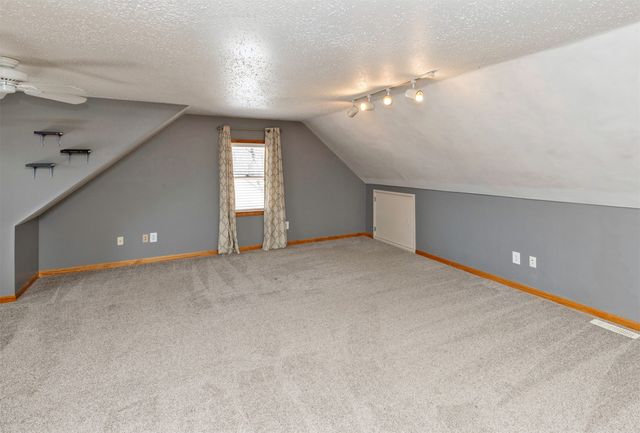 716 11th Street, West Des Moines, IA 50265