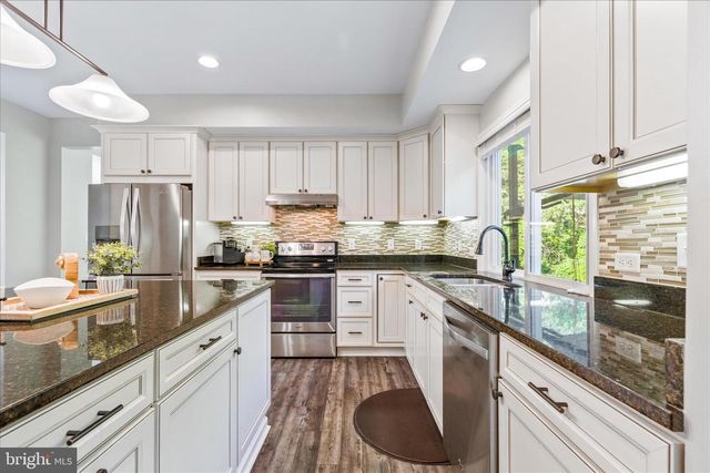 9009 SHADYBROOK DR, Frederick, MD 21701