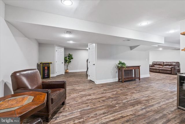 9009 SHADYBROOK DR, Frederick, MD 21701
