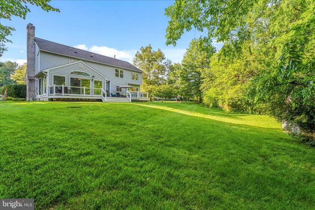 9009 SHADYBROOK DR, Frederick, MD 21701