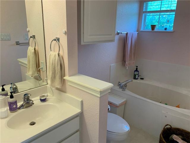 1900 Scofield Ridge PKWY 1202, Austin, TX 78727