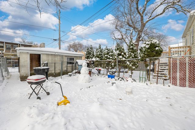 6124 S Sangamon Street, Chicago, IL 60621