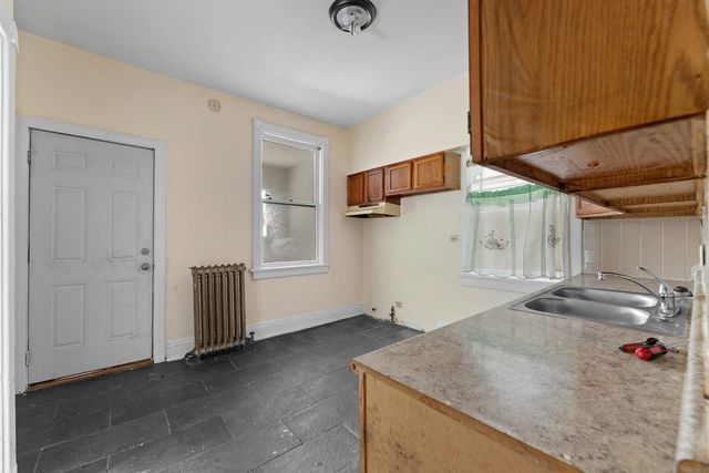 6124 S Sangamon Street, Chicago, IL 60621