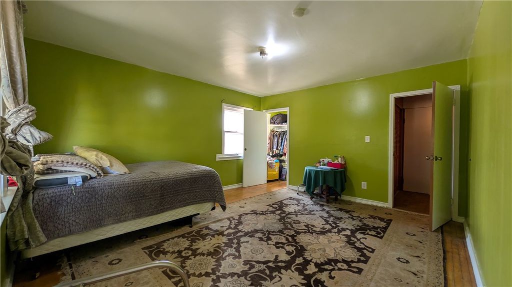 Image 25 of property listing at 2956 W 15th, Los Angeles, CA 90006