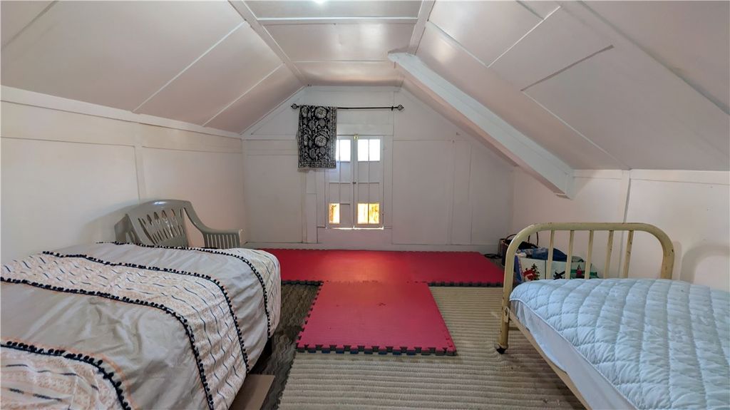 Image 33 of property listing at 2956 W 15th, Los Angeles, CA 90006