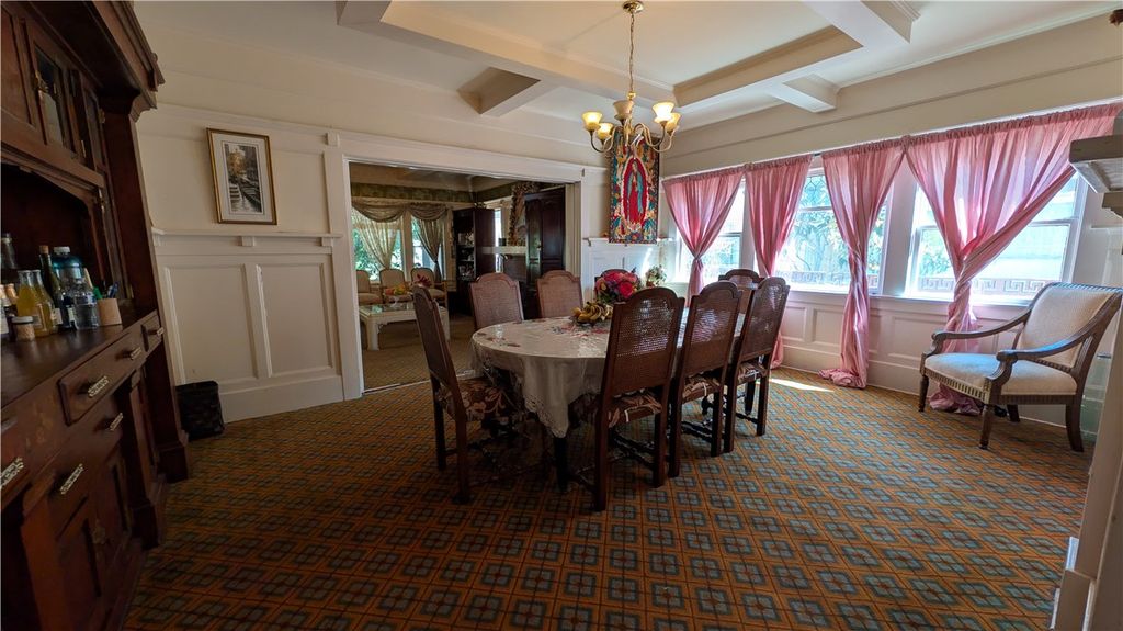 Image 49 of property listing at 2956 W 15th, Los Angeles, CA 90006