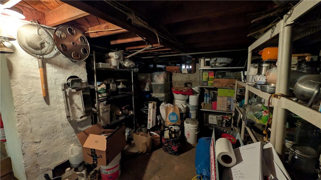 Image 52 of property listing at 2956 W 15th, Los Angeles, CA 90006