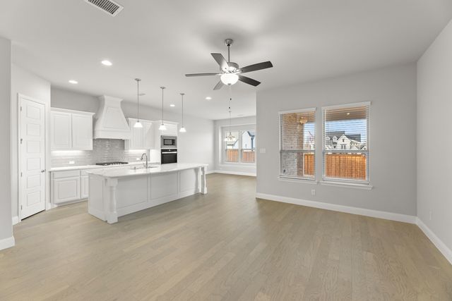 3539 Helios Lane, Corinth, TX 76208