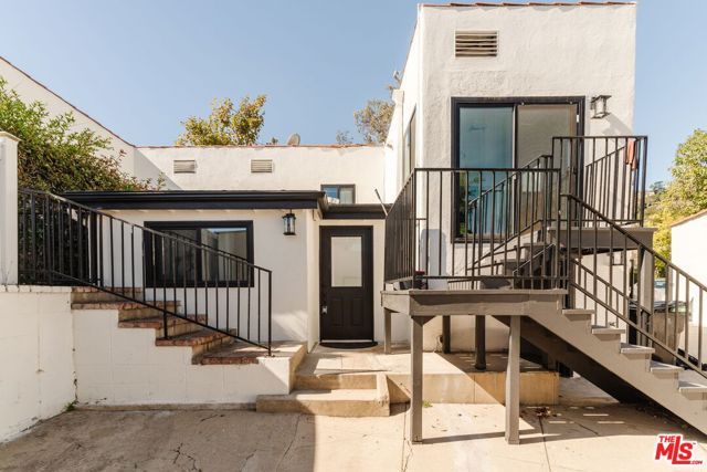 2060 High Tower Drive, Los Angeles, CA 90068