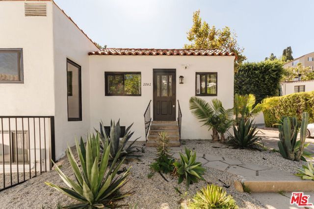 2060 High Tower Drive, Los Angeles, CA 90068
