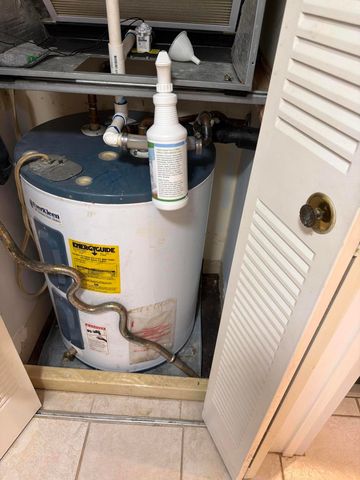 3650 Whitehall Drive 106, West Palm Beach, FL 33401