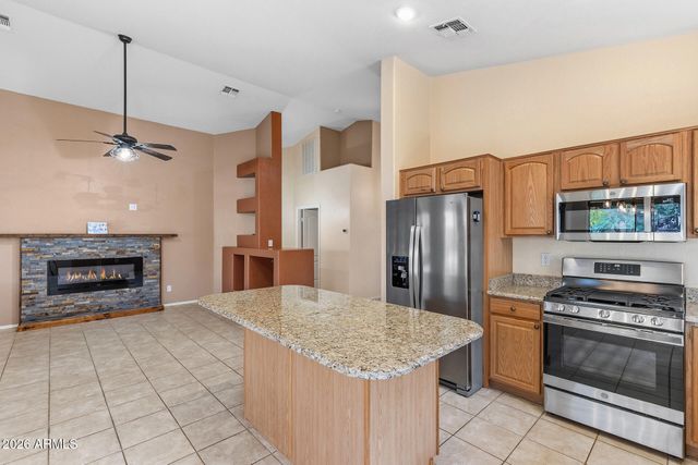 18064 W BUENA VISTA Drive, Surprise, AZ 85374