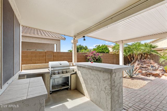 18064 W BUENA VISTA Drive, Surprise, AZ 85374