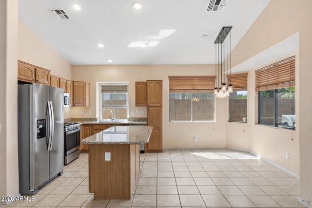 18064 W BUENA VISTA Drive, Surprise, AZ 85374