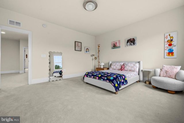 11865 BOSCOBEL CT, Herndon, VA 20170