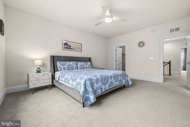 11865 BOSCOBEL CT, Herndon, VA 20170