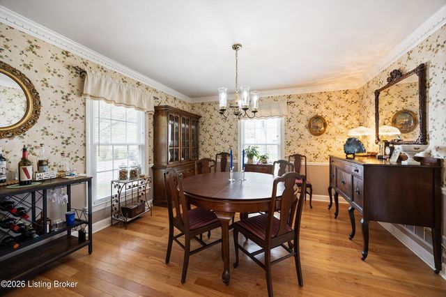 3501 Warner Ave, Louisville, KY 40207