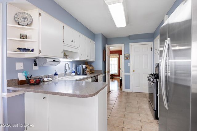 3501 Warner Ave, Louisville, KY 40207