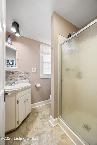 3501 Warner Ave, Louisville, KY 40207