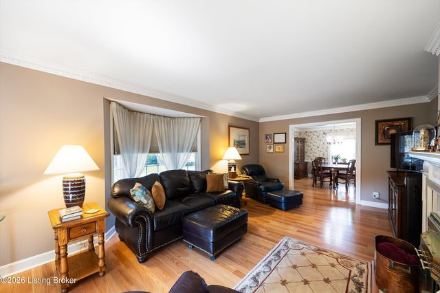 3501 Warner Ave, Louisville, KY 40207