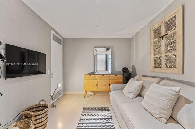 18975 Collins Ave 603, Sunny Isles Beach, FL 33160