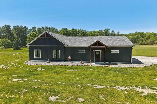 20785 Hogan Road, Manchester, MI 48158